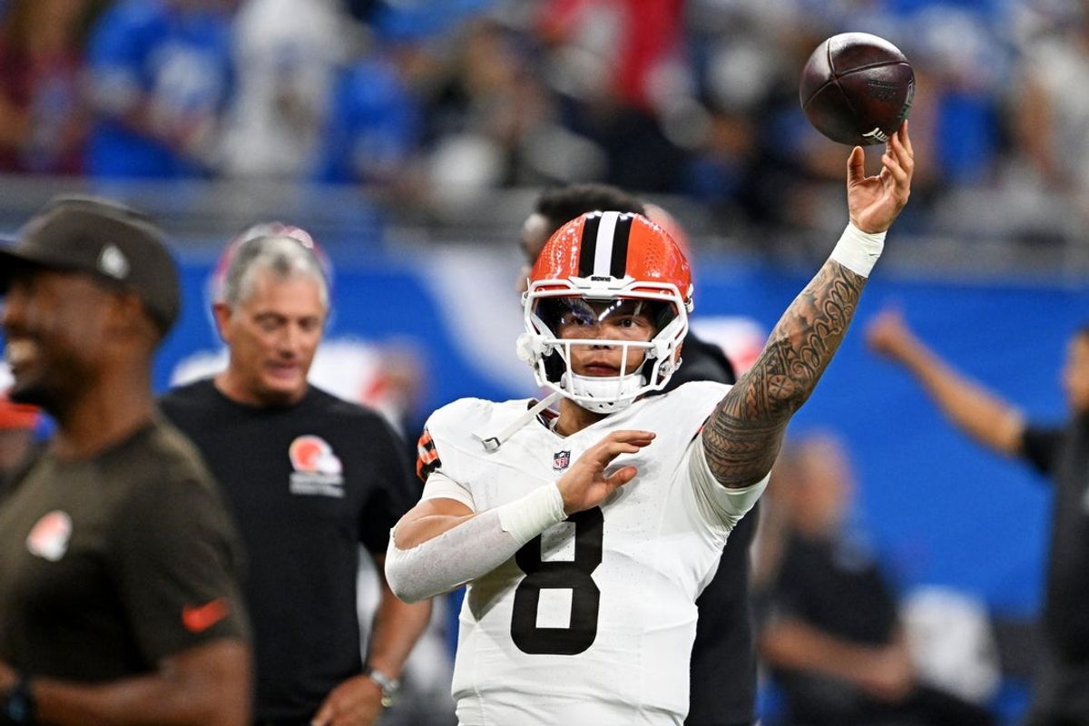 Sep 28, 2025; Detroit, Michigan, USA; Cleveland Browns quarterback Dillon Gabriel (8) warms up before the game against the Detroit Lions at Ford Field. Mandatory Credit: Lon Horwedel-Imagn Images