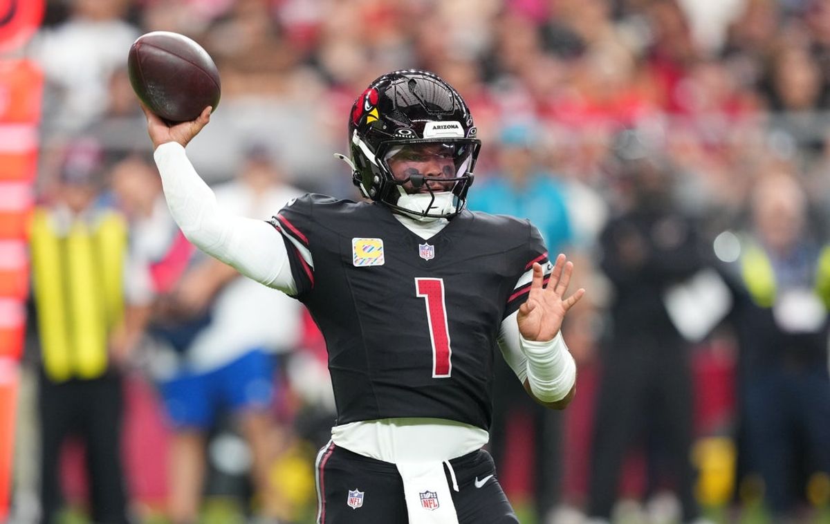 Oct 5, 2025; Glendale, Arizona, USA; Arizona Cardinals quarterback Kyler Murray (1) makes a throw against the Tennessee Titans during the fourth quarter at State Farm Stadium. Mandatory Credit: Joe Camporeale-Imagn Images