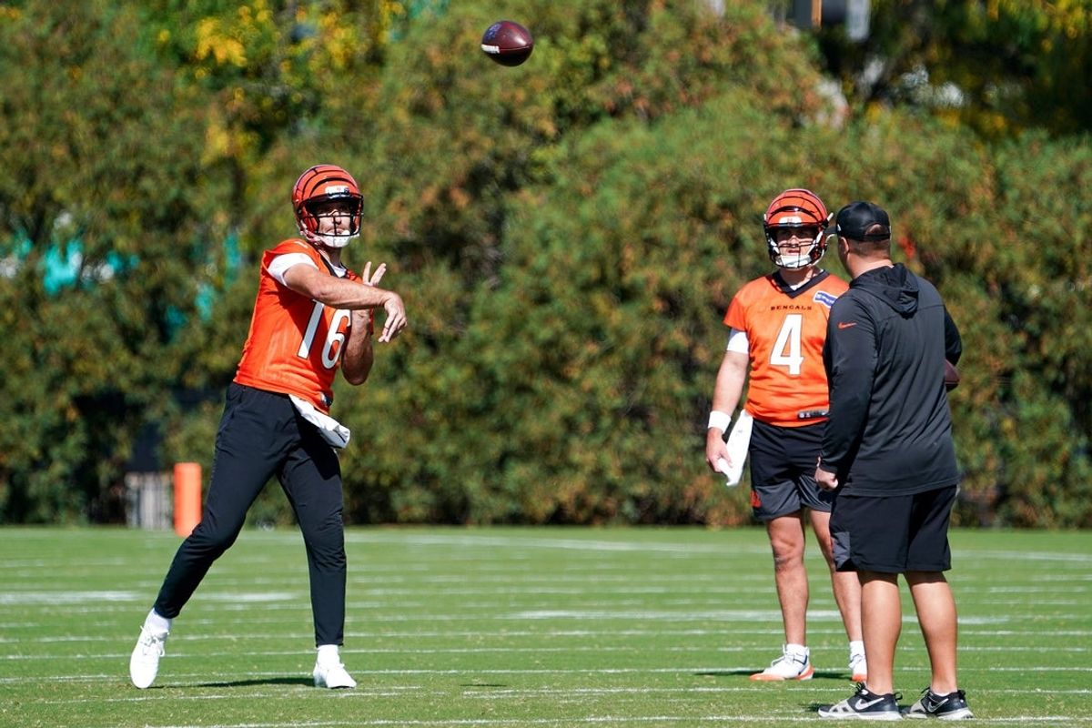 Cincinnati Bengals quarterback Joe Flacco (16) throws a pass during practice, Wednesday, Oct. 8, 2025, at the Kettering Health Bengals Practice Fields in downtown Cincinnati.