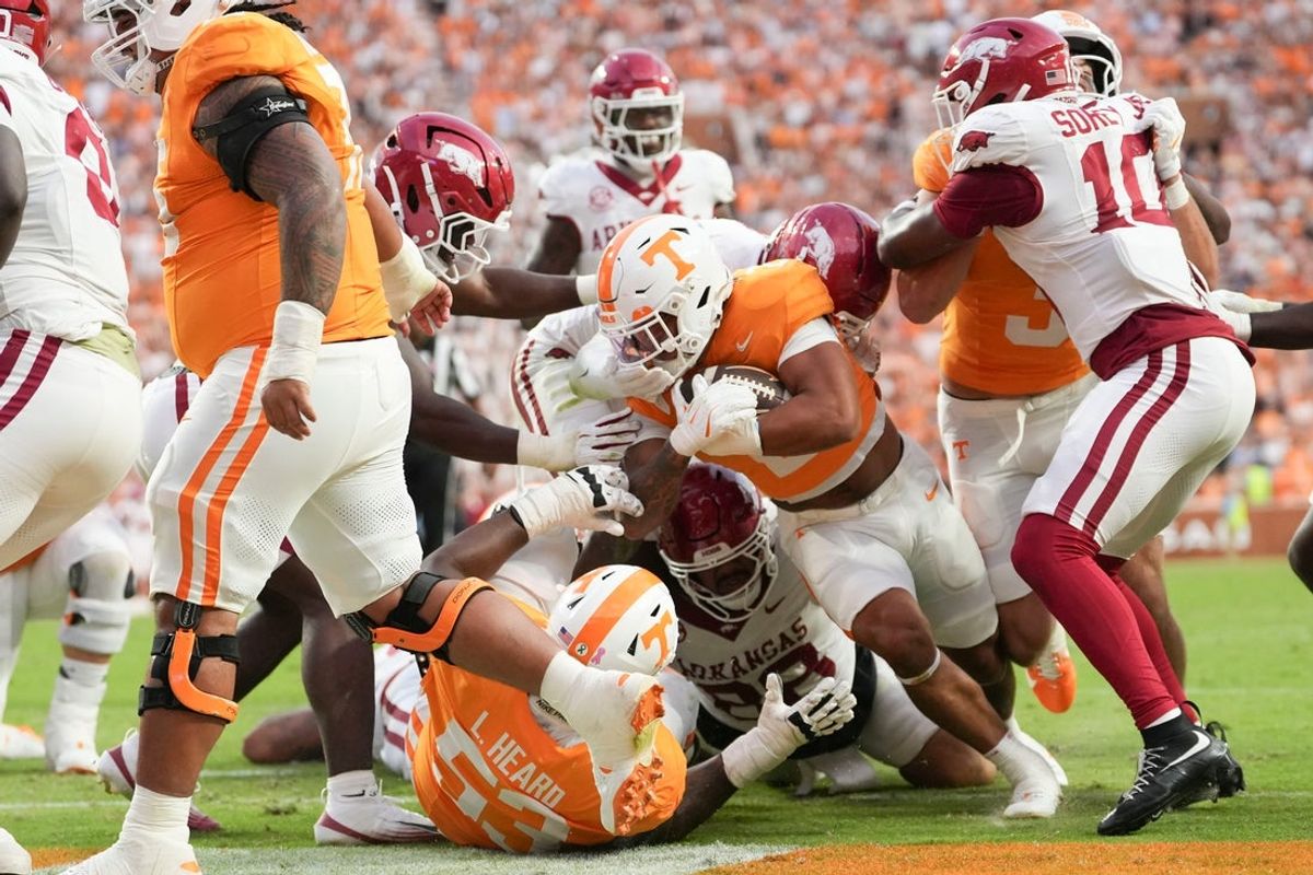 Tennessee running back Peyton Lewis (2) runs into the end zone for a touchdown during a college football game between Tennessee and Arkansas at Neyland Stadium in Knoxville, Tennessee on Oct. 11, 2025.