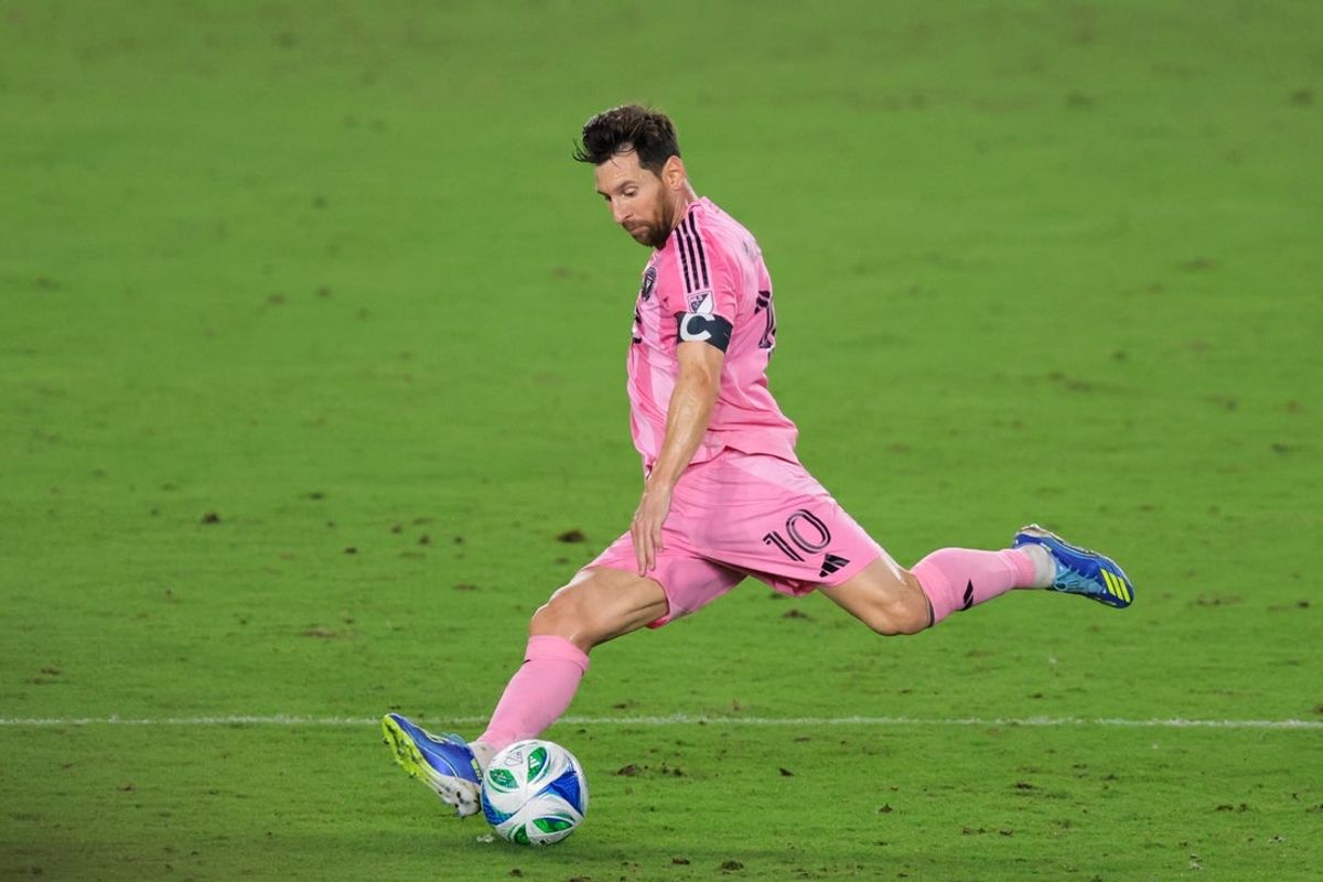 Oct 11, 2025; Fort Lauderdale, Florida, USA; Inter Miami CF forward Lionel Messi (10) shoots the ball against Atlanta United during the second half at Chase Stadium. Mandatory Credit: Sam Navarro-Imagn Images