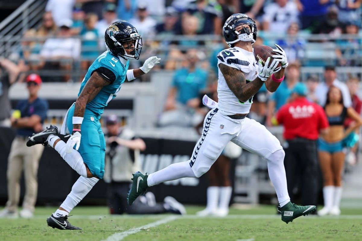 Oct 12, 2025; Jacksonville, Florida, USA; Seattle Seahawks wide receiver Jaxon Smith-Njigba (11) makes a catch to score a touchdown during the first half against the Jacksonville Jaguars at EverBank Stadium. Mandatory Credit: Morgan Tencza-Imagn Images