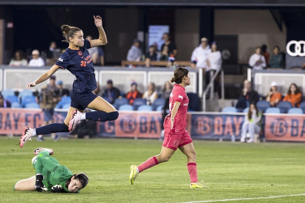 Oct 17, 2025; San Jose, California, USA; North Carolina Courage midfielder Manaka Matsukubo (34) shoots and scores a goal against Bay FC during the first half at PayPal Park. Mandatory Credit: John Hefti-Imagn Images