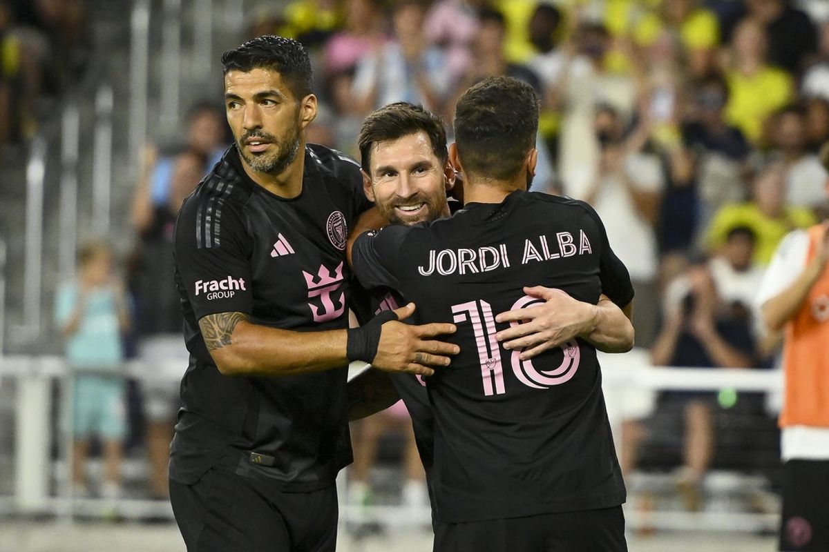 Oct 18, 2025; Nashville, Tennessee, USA;  Inter Miami forward Lionel Messi (10) celebrates with his teammates after scoring a goal against Nashville SC during the second half at Geodis Park. Mandatory Credit: Steve Roberts-Imagn Images