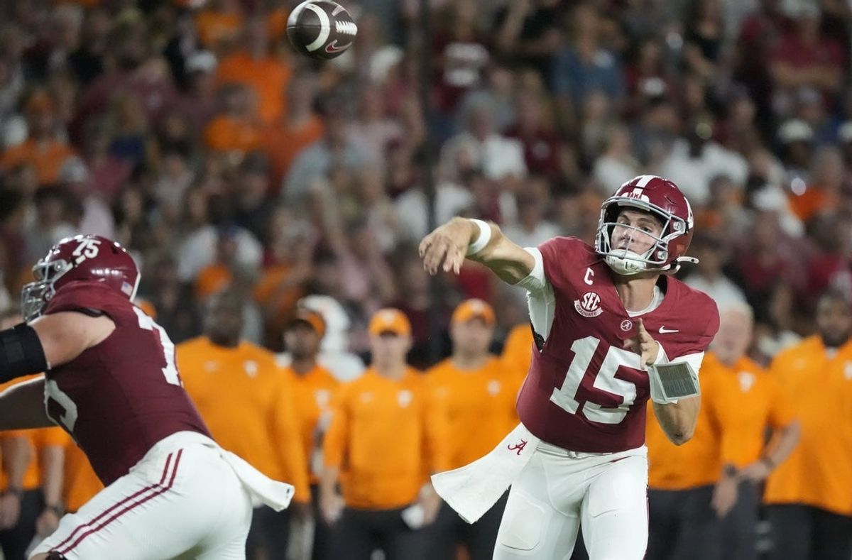 Oct 18, 2025; Tuscaloosa, Alabama, USA; Alabama quarterback Ty Simpson (15) throws a pass against the Tennessee Volunteers in the second quarter at Saban Field at Bryant-Denny Stadium. Mandatory Credit: Gary Cosby-USA TODAY Network via Imagn Images