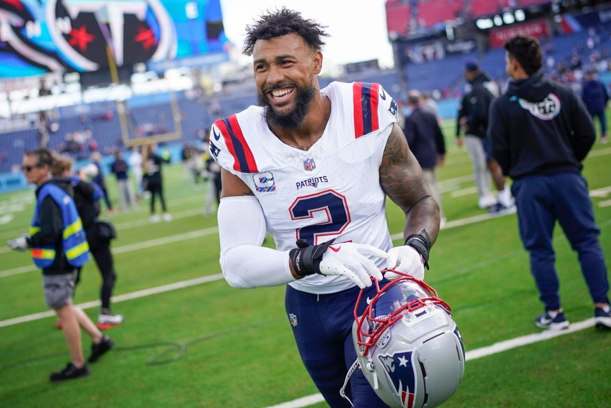 New England Patriots linebacker Harold Landry III (2) heads to the locker room after the victory over the Tennessee Titans at Nissan Stadium in Nashville, Tenn., Sunday, Oct. 19, 2025.