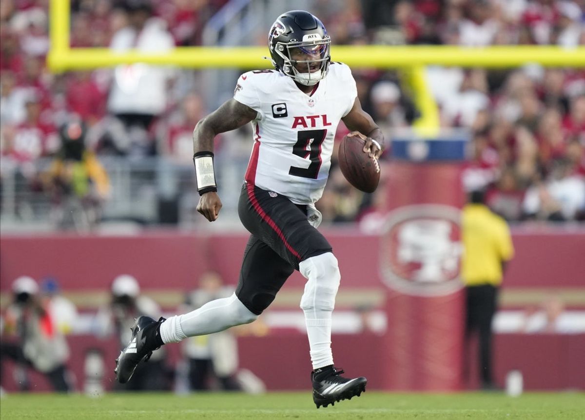 Oct 19, 2025; Santa Clara, California, USA; Atlanta Falcons quarterback Michael Penix Jr. (9) runs with the ball during the second quarter against the San Francisco 49ers at Levi's Stadium. Mandatory Credit: Kyle Terada-Imagn Images