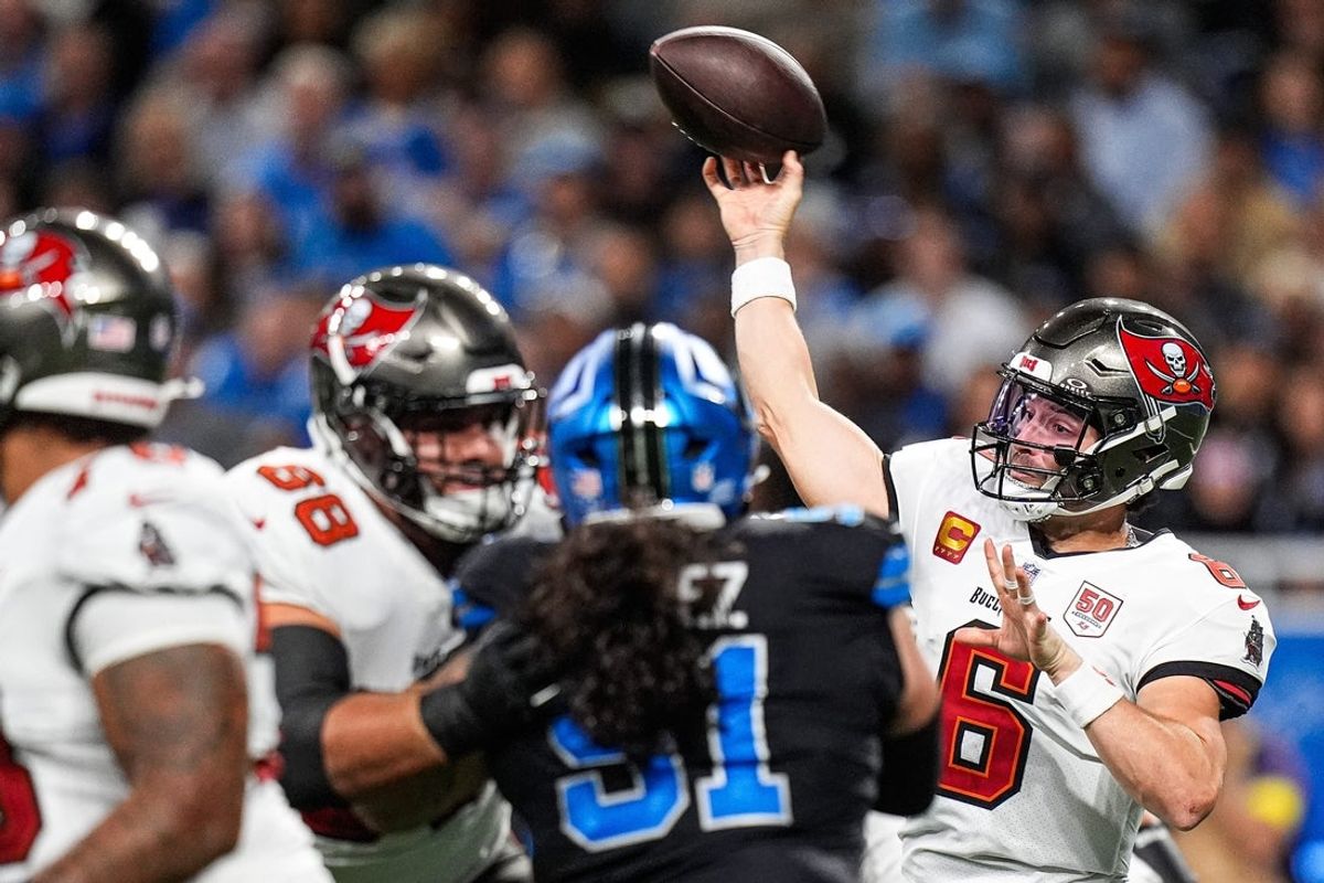 Tampa Bay Buccaneers quarterback Baker Mayfield (6) makes a pass against Detroit Lions during the first half at Ford Field in Detroit on Monday, Oct. 20, 2025.