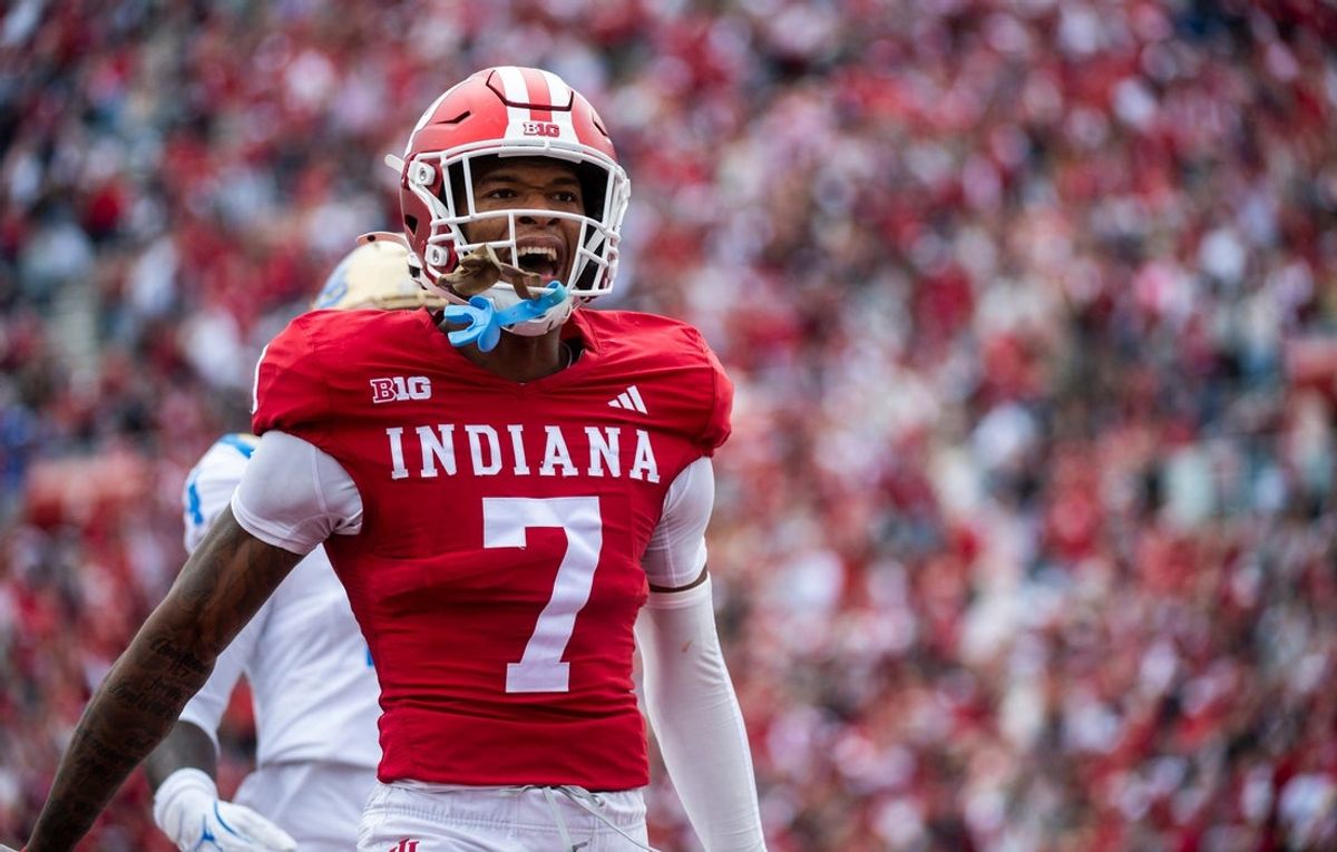 Indiana's E.J. Williams (7) celebrates a touchdown during the Indiana versus UCLA football game at Memorial Stadium on Saturday, Oct. 25, 2025.