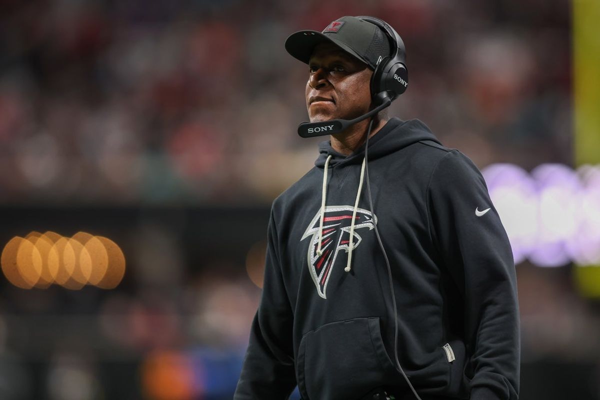 Oct 26, 2025; Atlanta, Georgia, USA; Atlanta Falcons head coach Raheem Morris on the sideline against the Miami Dolphins in the first quarter at Mercedes-Benz Stadium. Mandatory Credit: Brett Davis-Imagn Images