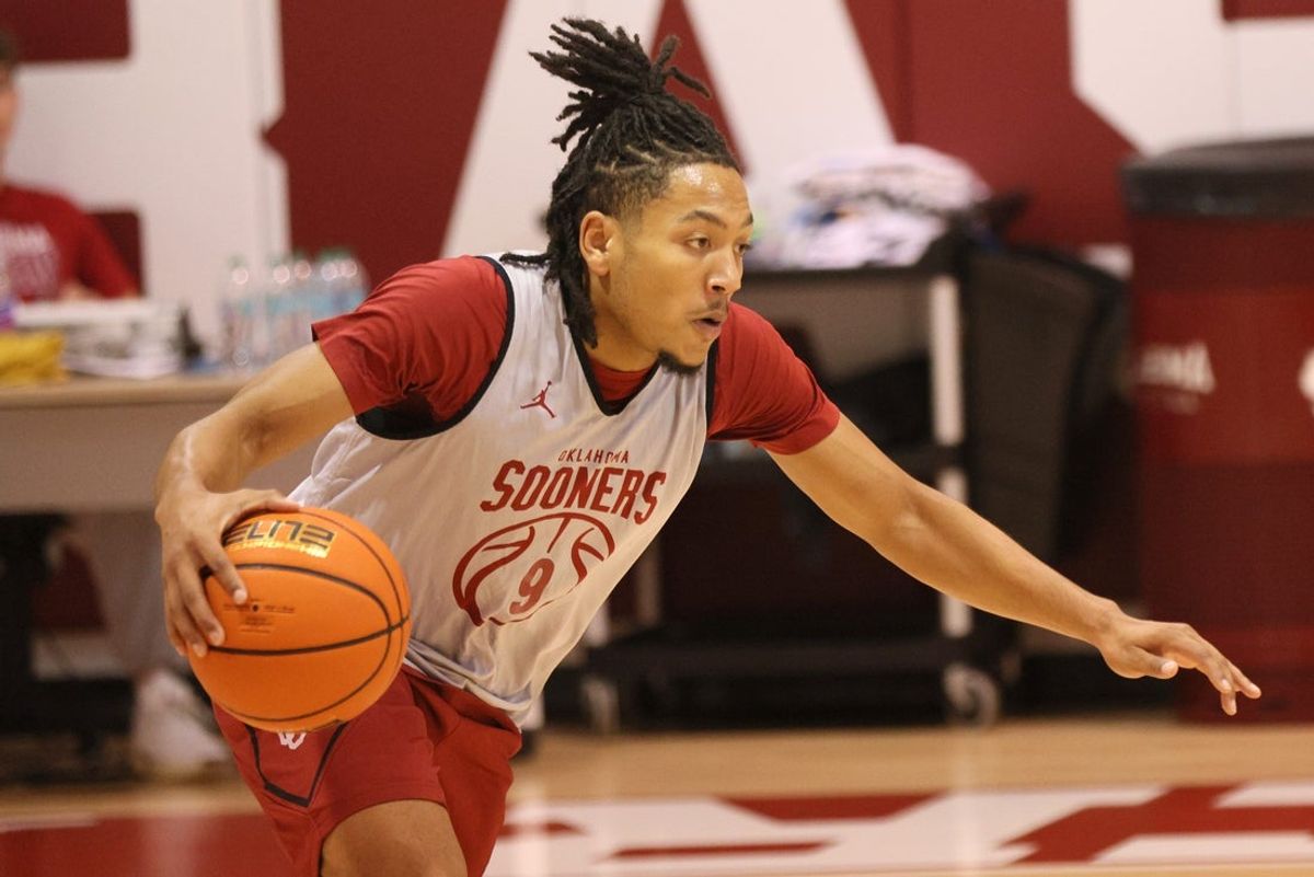 OU guard Nijel Pack drives during practice for the Oklahoma Sooners men's basketball team at the Lloyd Noble Center in Norman, Okla., Tuesday, Oct. 28, 2025.