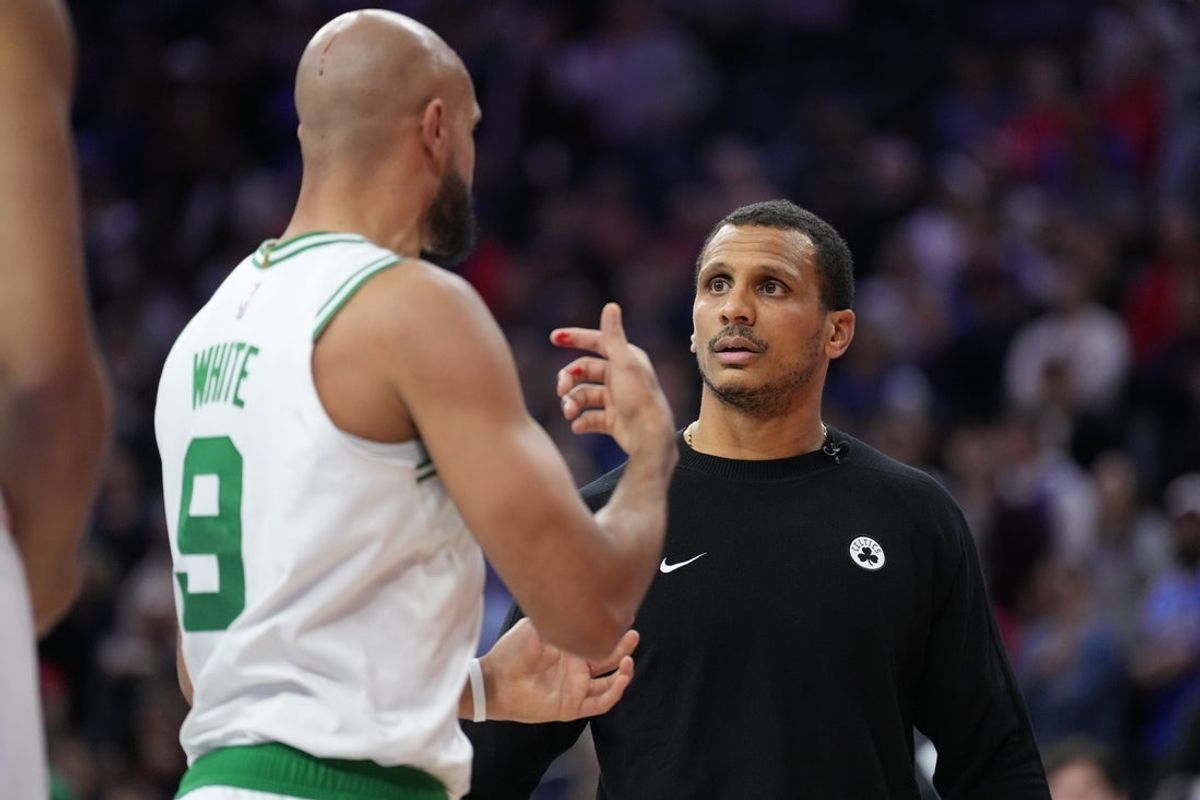 Oct 31, 2025; Philadelphia, Pennsylvania, USA; Boston Celtics head coach Joe Mazzulla reacts to guard Derrick White (9) after an injury against the Philadelphia 76ers in the fourth quarter at Xfinity Mobile Arena. Mandatory Credit: Kyle Ross-Imagn Images