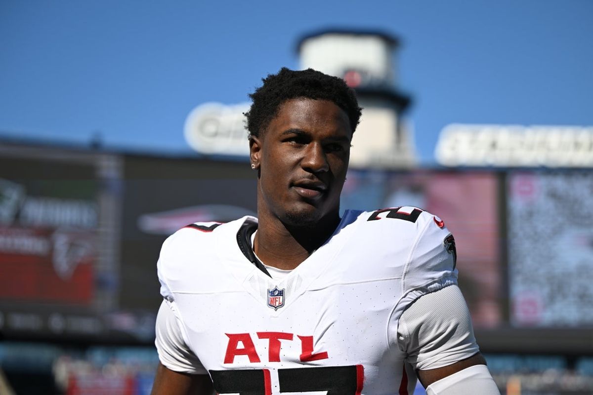 Nov 2, 2025; Foxborough, Massachusetts, USA;  Atlanta Falcons linebacker James Pearce Jr. (27) warms up prior to the game against the New England Patriots at Gillette Stadium. Mandatory Credit: Brian Fluharty-Imagn Images