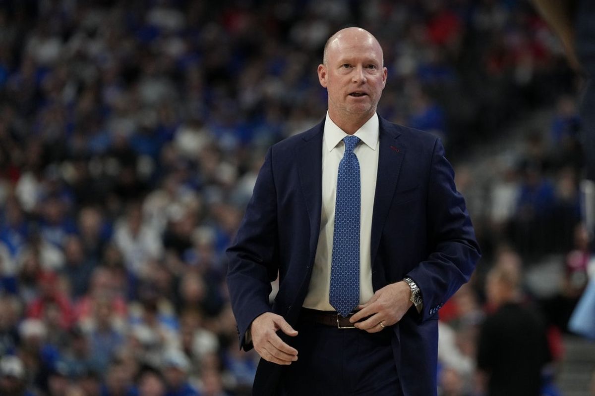 Nov 3, 2025; Las Vegas, Nevada, USA; Villanova Wildcats head coach Kevin Willard looks on against the BYU Cougars during the first half of the Hall of Fame Series game against the BYU Cougars at T-Mobile Arena. Mandatory Credit: Candice Ward-Imagn Images
