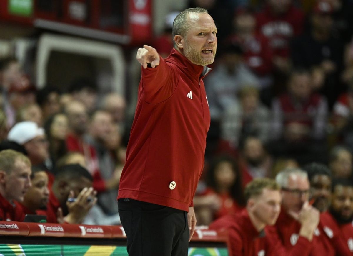 Nov 5, 2025; Bloomington, Indiana, USA; Indiana Hoosiers head coach Darian Devries instructs his team during the first half against the Alabama A&M Bulldogs at Simon Skjodt Assembly Hall. Mandatory Credit: Robert Goddin-Imagn Images