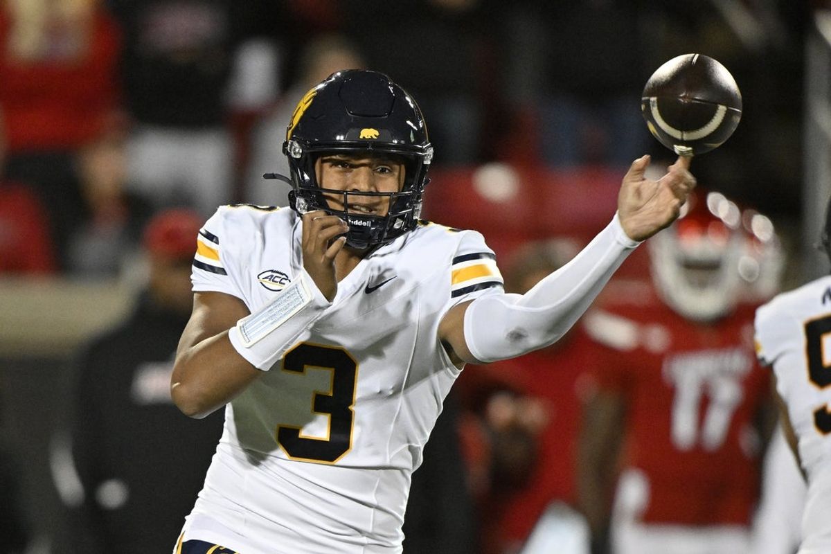 Nov 8, 2025; Louisville, Kentucky, USA;  California Golden Bears quarterback Jaron-Keawe Sagapolutele (3) throws a pass against the Louisville Cardinals during the first quarter at L&N Federal Credit Union Stadium. Mandatory Credit: Jamie Rhodes-Imagn Images