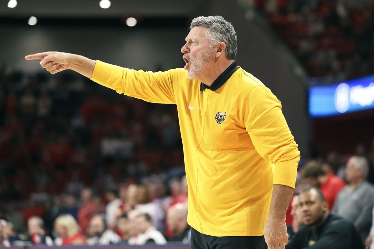 Nov 12, 2025; Houston, Texas, USA; Oakland Golden Grizzlies head coach Greg Kampe reacts during the first half against the Houston Cougars at Fertitta Center. Mandatory Credit: Troy Taormina-Imagn Images