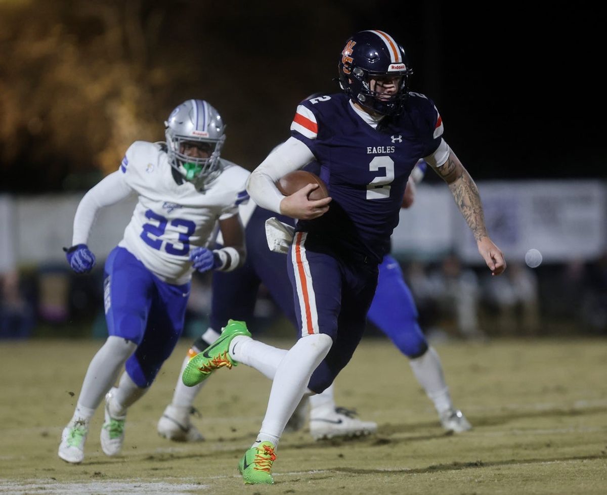 Nashville Christian's Jared Curtis (2) runs the ball during their game against Jackson Christian at Nashville Christian School Friday, Nov. 14, 2021.