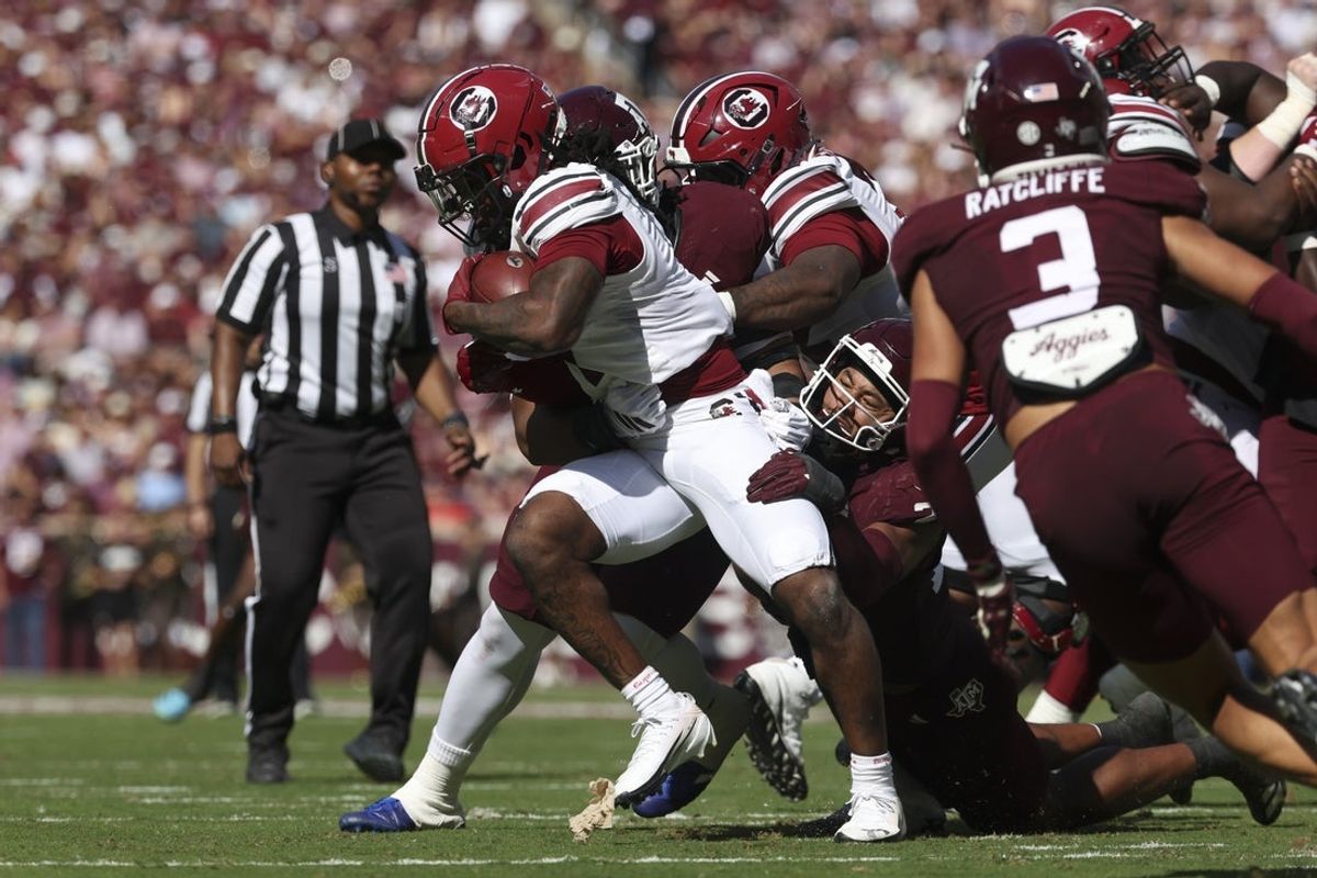 Nov 15, 2025; College Station, Texas, USA; South Carolina Gamecocks running back Rahsul Faison (1) runs with the ball during the second quarter against the Texas A&M Aggies at Kyle Field. Mandatory Credit: Troy Taormina-Imagn Images