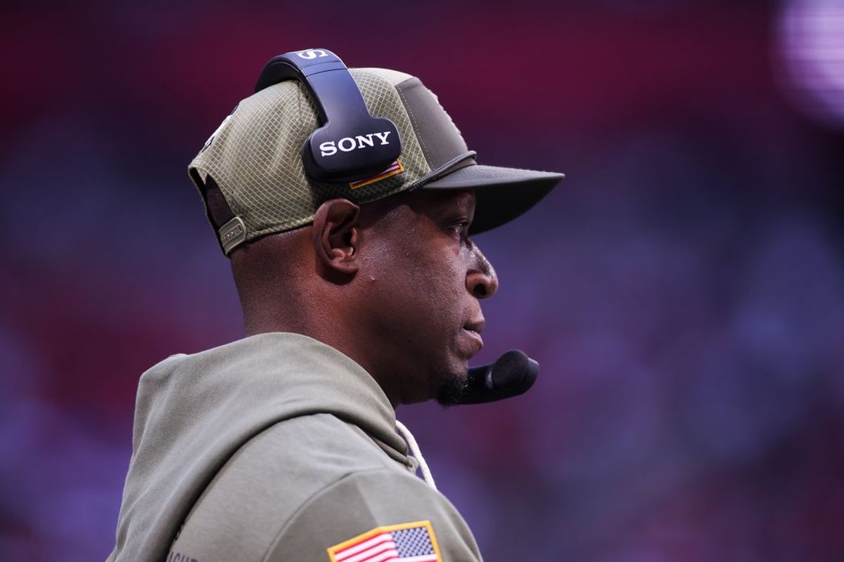 Nov 16, 2025; Atlanta, Georgia, USA; Atlanta Falcons head coach Raheem Morris looks on during the first quarter against the Carolina Panthers at Mercedes-Benz Stadium. Mandatory Credit: Brett Davis-Imagn Images