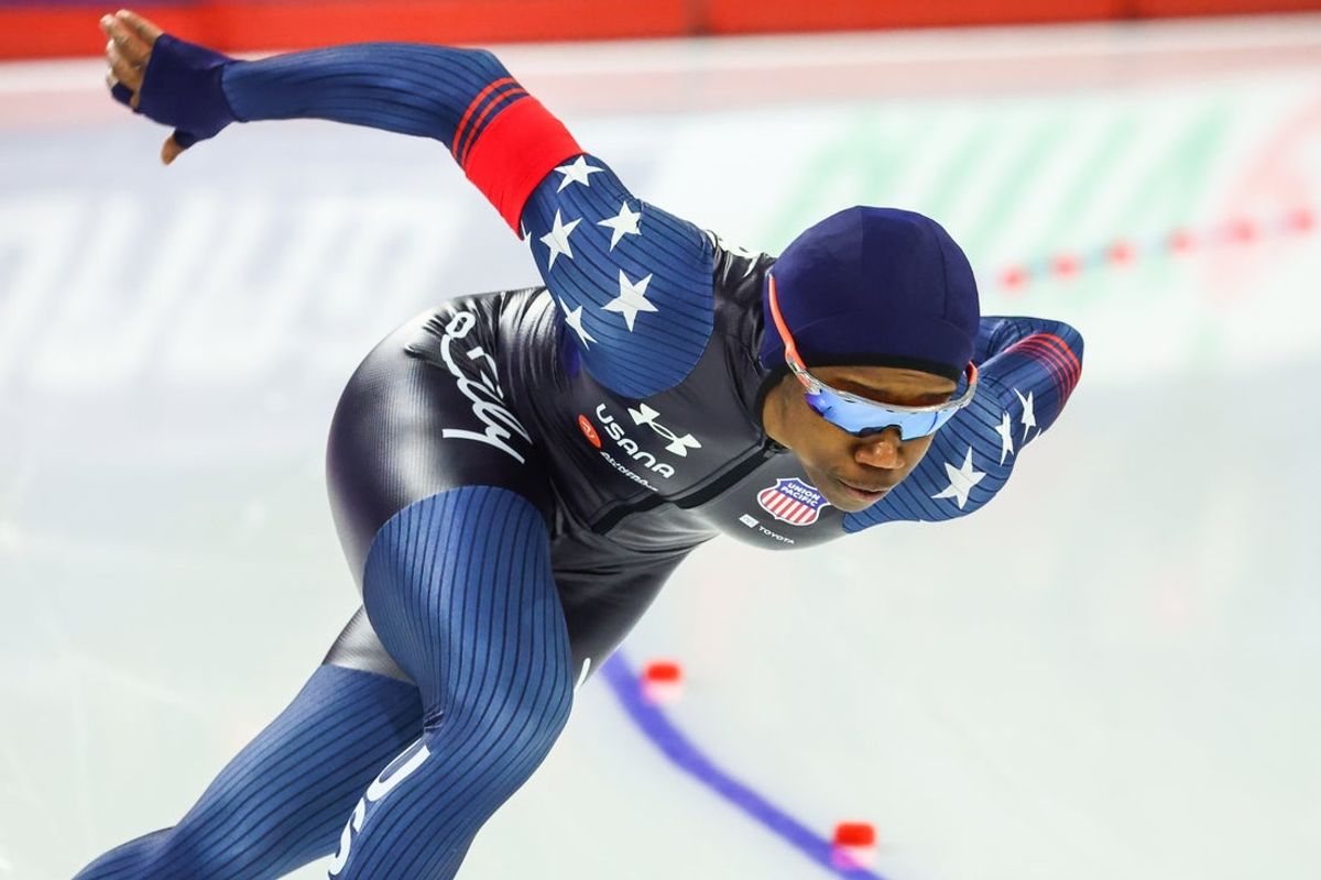 Nov 21, 2025; Calgary, Alberta, CANADA; Erin Jackson of the USA competes in the women's 1000m during the ISU Speedskating World Cup at Calgary Olympic Oval. Mandatory Credit: Sergei Belski-Imagn Images