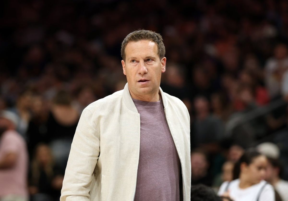 Nov 6, 2025; Phoenix, Arizona, USA; Phoenix Suns owner Mat Ishbia against the Los Angeles Clippers at the Mortgage Matchup Center. Mandatory Credit: Mark J. Rebilas-Imagn Images