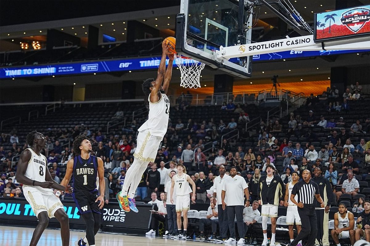 Barrington Hargress, 24, of Colorado dunks against Washington in the Acrisure Series Championship at Acrisure Arena in Palm Desert, Calif., Nov. 28, 2025.