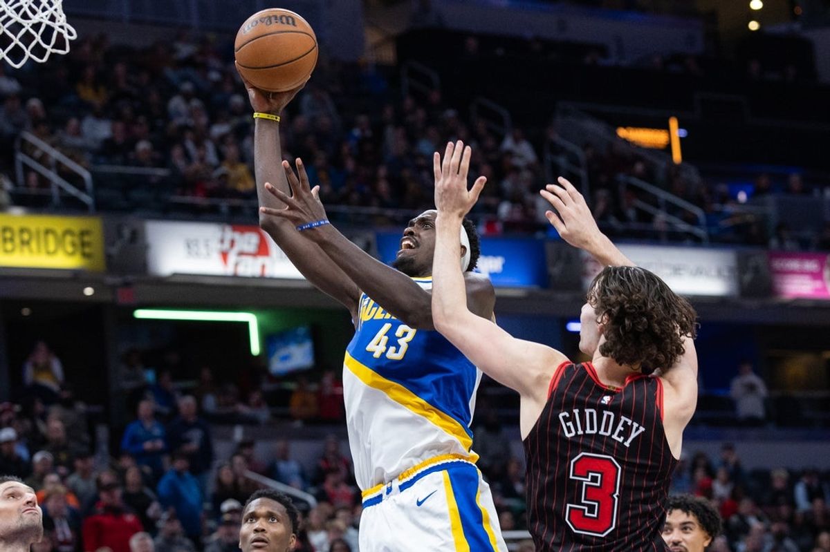 Nov 29, 2025; Indianapolis, Indiana, USA; Indiana Pacers forward Pascal Siakam (43) shoots the ball against Chicago Bulls guard Josh Giddey (3) during the second half at Gainbridge Fieldhouse. Mandatory Credit: Trevor Ruszkowski-Imagn Images