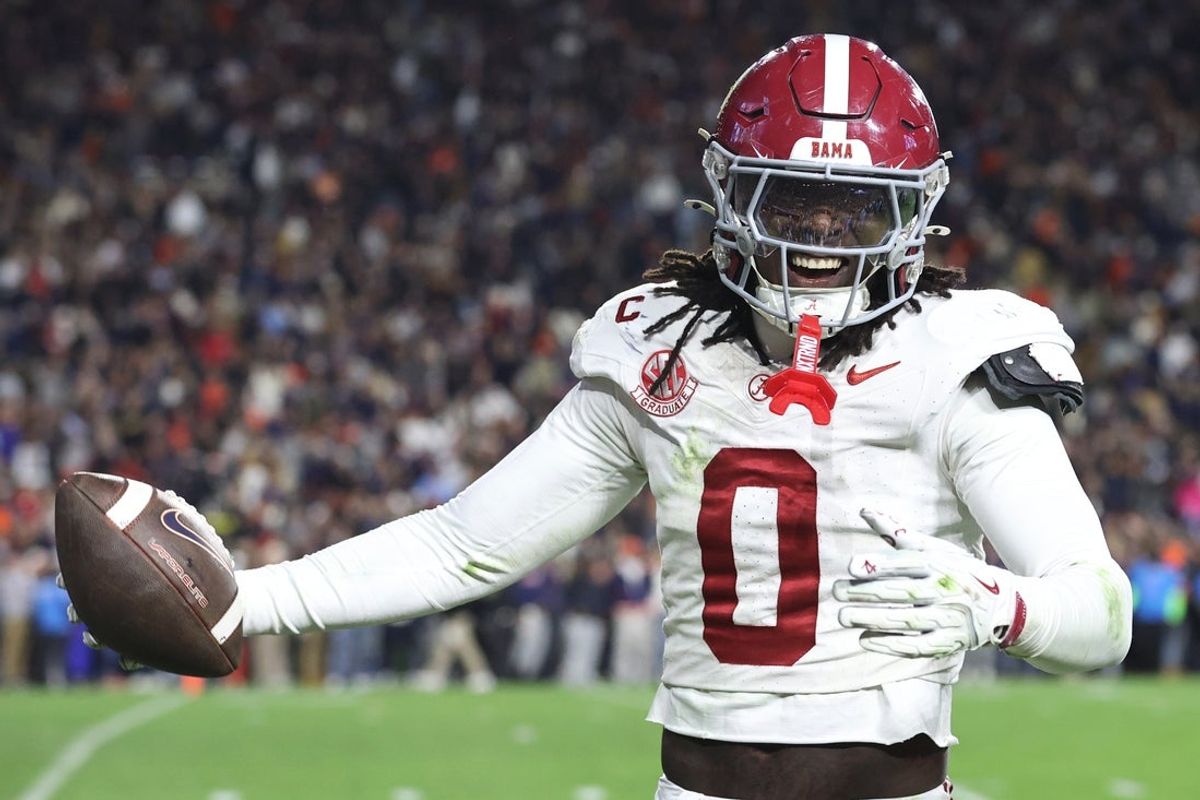 Nov 29, 2025; Auburn, Alabama, USA; Alabama Crimson Tide linebacker Deontae Lawson (0) reacts during the second half against the Auburn Tigers at Jordan-Hare Stadium. Mandatory Credit: John Reed-Imagn Images