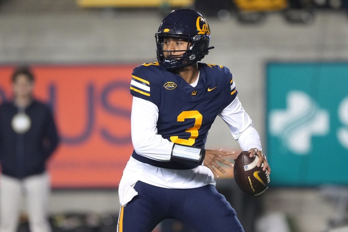 Nov 29, 2025; Berkeley, California, USA; California Golden Bears quarterback Jaron-Keawe Sagapolutele (3) throws a pass against the Southern Methodist Mustangs during the first quarter at California Memorial Stadium. Mandatory Credit: Darren Yamashita-Imagn Images
