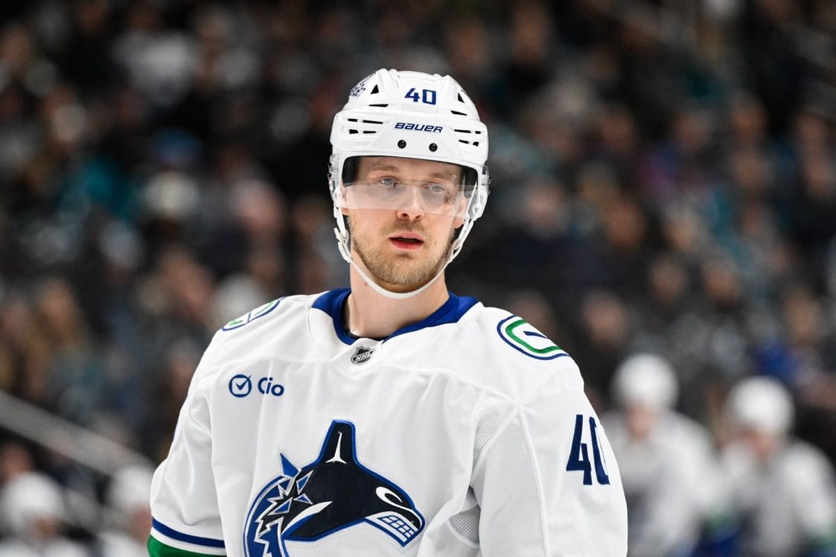 Nov 28, 2025; San Jose, California, USA; Vancouver Canucks center Elias Pettersson (40) looks on against the San Jose Sharks in the first period at SAP Center at San Jose. Mandatory Credit: Eakin Howard-Imagn Images