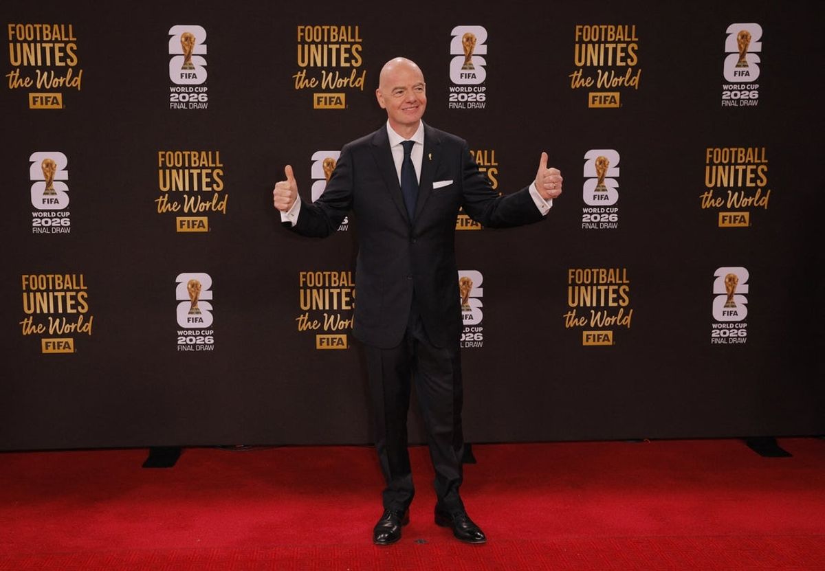 [US, Mexico & Canada customers only] Dec 5, 2025; Washington, District of Columbia, USA; FIFA President Gianni Infantino arrives on the red carpet ahead of the FIFA World Cup 2026 Final Draw at John F. Kennedy Center for the Performing Arts. Mandatory Credit: Brian Snyder-Reuters via Imagn Images