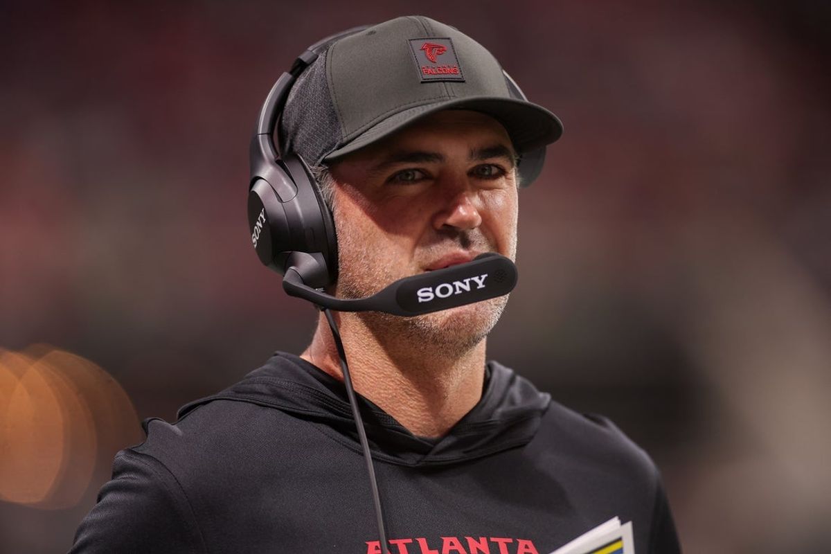 Dec 7, 2025; Atlanta, Georgia, USA; Atlanta Falcons offensive coordinator Zac Robinson on the sideline against the Seattle Seahawks in the second quarter at Mercedes-Benz Stadium. Mandatory Credit: Brett Davis-Imagn Images