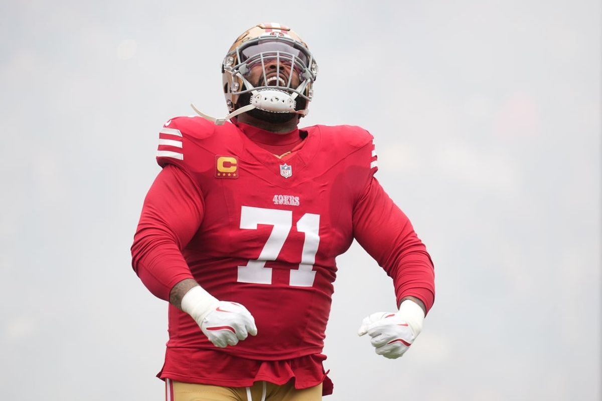 Dec 14, 2025; Santa Clara, California, USA;  San Francisco 49ers offensive tackle Trent Williams (71) enters the field prior to the first half against the Tennessee Titans at Levi's Stadium. Mandatory Credit: Cary Edmondson-Imagn Images
