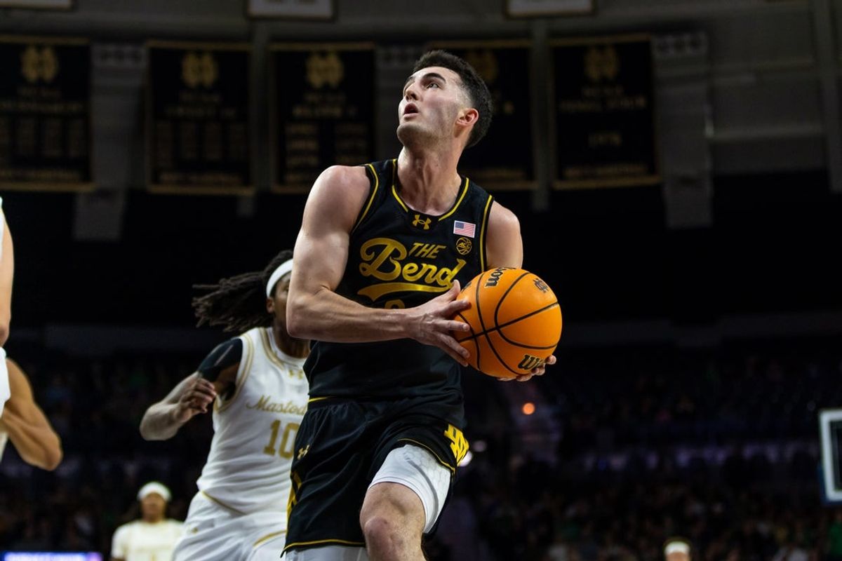 Dec 21, 2025; South Bend, Indiana, USA; Notre Dame Fighting Irish guard Logan Imes (2) drives to the basket against the Purdue Fort Wayne Mastodons during the first half at Purcell Pavilion at the Joyce Center. Mandatory Credit: Michael Caterina-Imagn Images