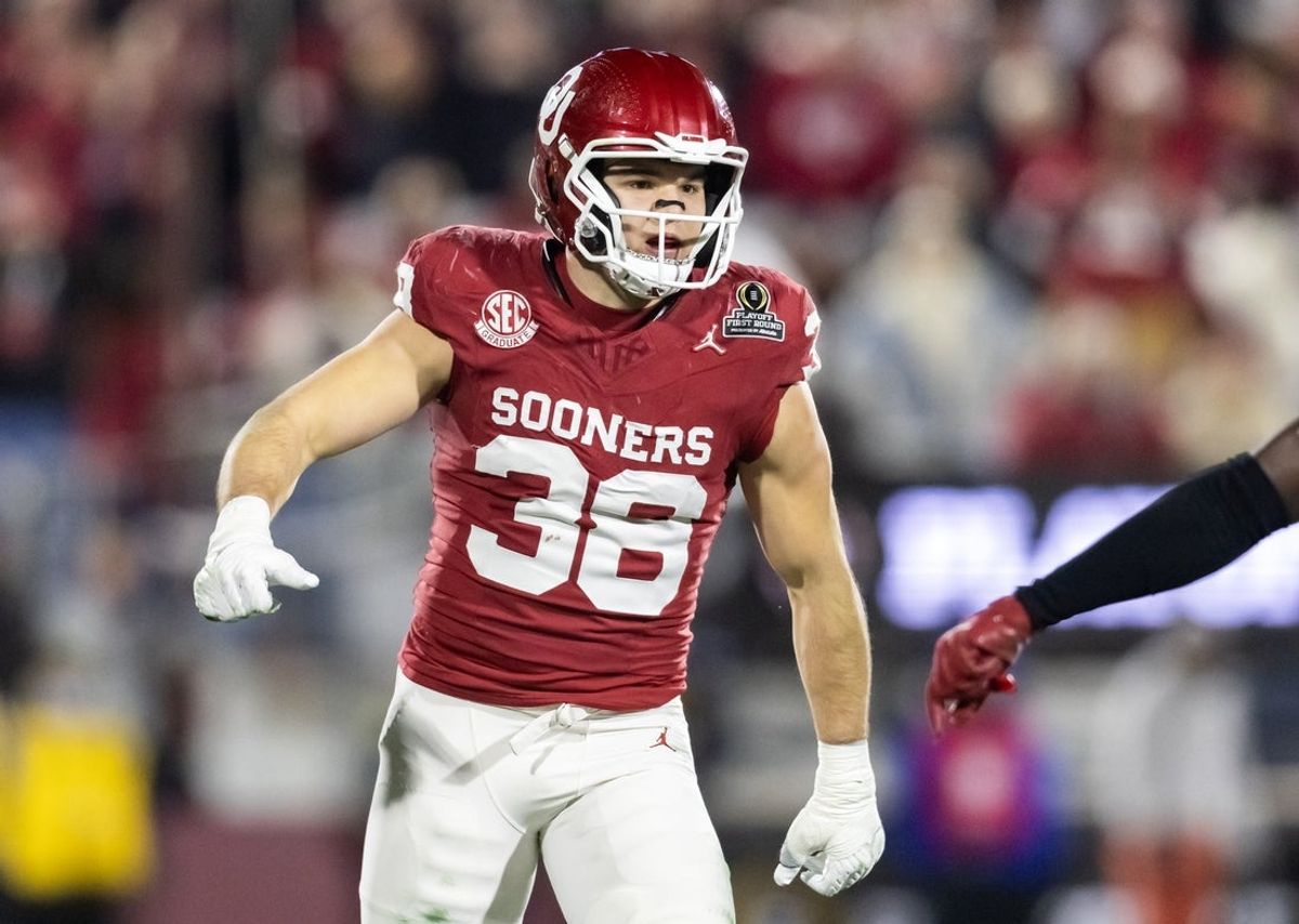 Dec 19, 2025; Norman, OK, USA; Oklahoma Sooners linebacker Owen Heinecke (38) against the Alabama Crimson Tide during the CFP National Playoff First Round at Gaylord Family Oklahoma Memorial Stadium. Mandatory Credit: Mark J. Rebilas-Imagn Images