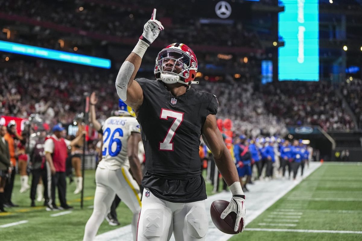 There is no path to the playoffs for the Falcons, but running back Bijan Robinson made sure Atlanta will still be a factor in Week 18. Mandatory Credit: Dale Zanine-Imagn Images