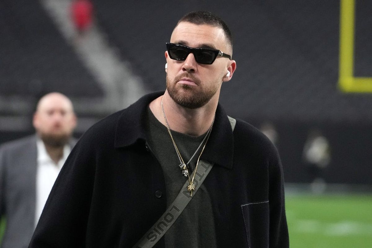 Jan 4, 2026; Paradise, Nevada, USA; Kansas City Chiefs tight end Travis Kelce (87) arrives before the game against the Las Vegas Raiders at Allegiant Stadium. Mandatory Credit: Kirby Lee-Imagn Images