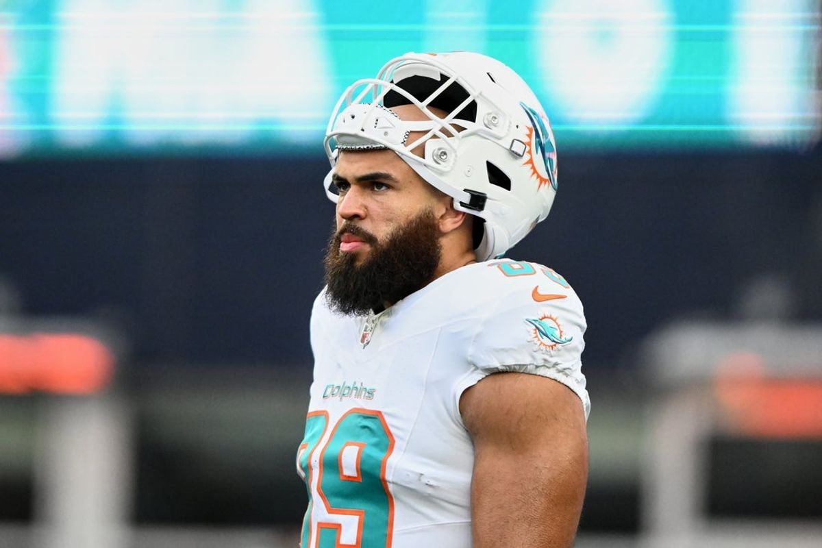 Jan 4, 2026; Foxborough, Massachusetts, USA; Miami Dolphins tight end Julian Hill (89) looks on before the game against the New England Patriots at Gillette Stadium. Mandatory Credit: Brian Fluharty-Imagn Images