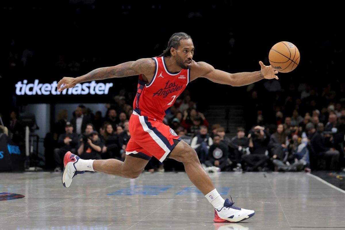Jan 9, 2026; Brooklyn, New York, USA; Los Angeles Clippers forward Kawhi Leonard (2) chases after a loose ball during the second quarter against the Brooklyn Nets at Barclays Center. Mandatory Credit: Brad Penner-Imagn Images