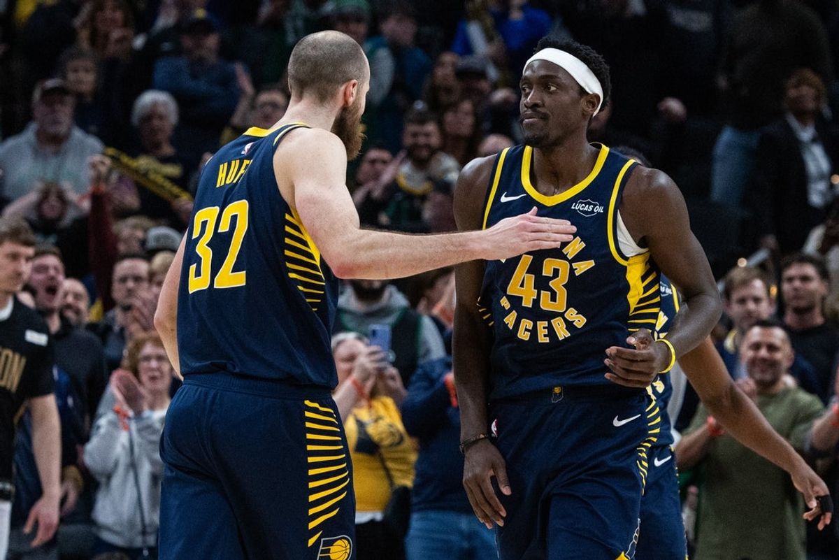 Jan 12, 2026; Indianapolis, Indiana, USA; Indiana Pacers forward Pascal Siakam (43) celebrates his game winning shot with teammates in the second half against the Boston Celtics at Gainbridge Fieldhouse. Mandatory Credit: Trevor Ruszkowski-Imagn Images