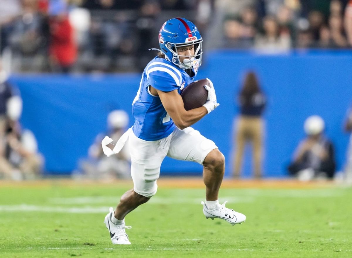 Jan 8, 2026; Glendale, AZ, USA; Mississippi Rebels wide receiver Cayden Lee (19) against the Miami Hurricanes during the 2026 Fiesta Bowl and semifinal game of the College Football Playoff at State Farm Stadium. Mandatory Credit: Mark J. Rebilas-Imagn Images