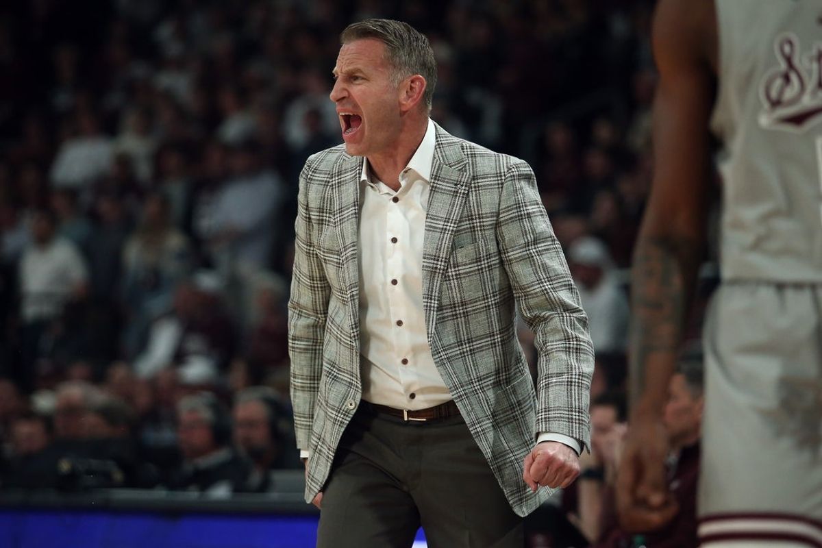 Jan 13, 2026; Starkville, Mississippi, USA; Alabama Crimson Tide head coach Nate Oats reacts during the first half against the Mississippi State Bulldogs at Humphrey Coliseum. Mandatory Credit: Petre Thomas-Imagn Images