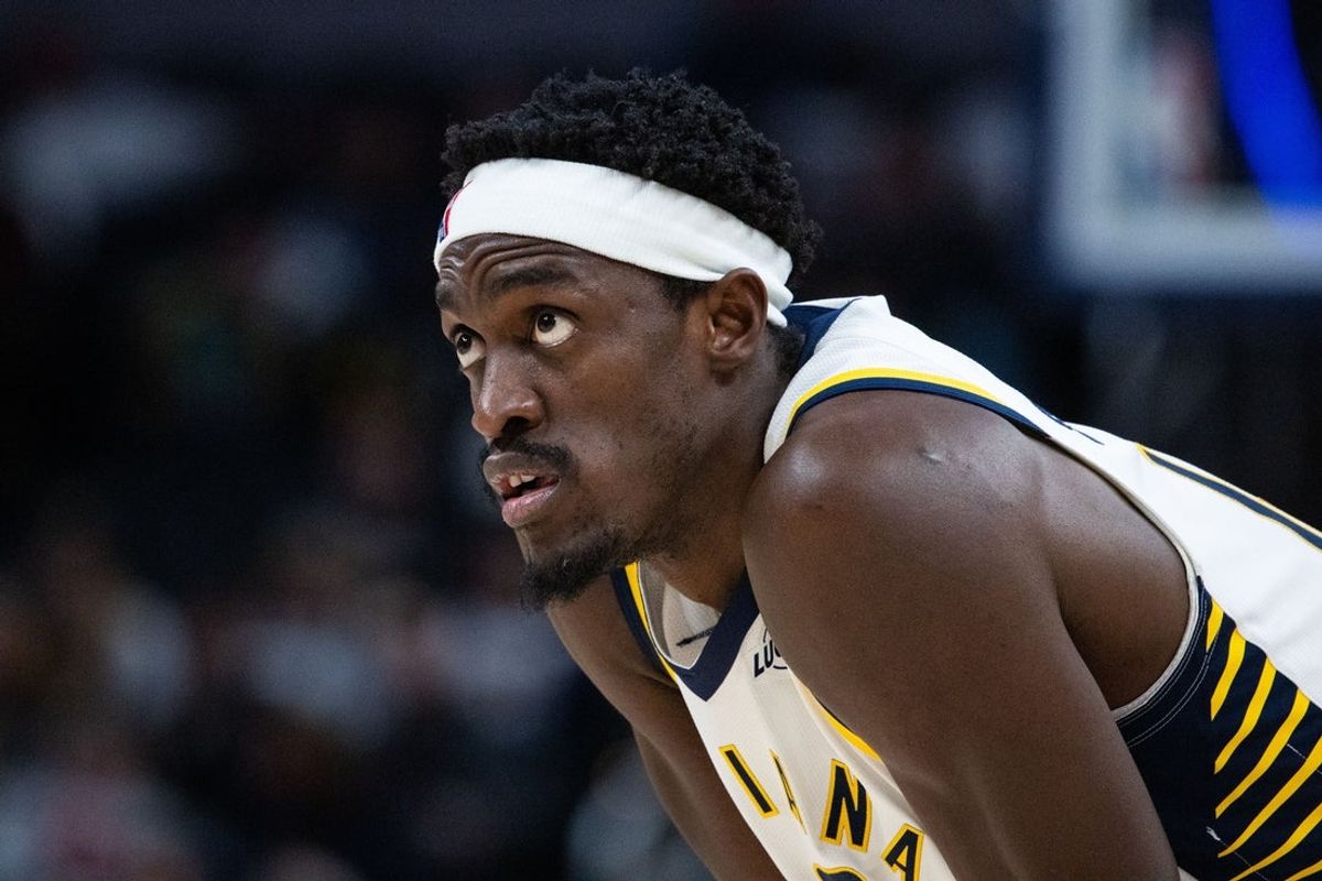 Jan 14, 2026; Indianapolis, Indiana, USA; Indiana Pacers forward Pascal Siakam (43) in the second half against the Toronto Raptors at Gainbridge Fieldhouse. Mandatory Credit: Trevor Ruszkowski-Imagn Images