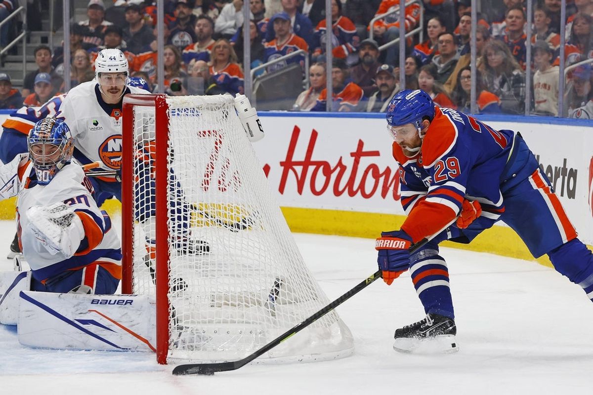 Jan 15, 2026; Edmonton, Alberta, CAN; Edmonton Oilers forward Leon Draisaitl (29) shoots the puck against New York Islanders goaltender Ilya Sorokin (30) during the third period at Rogers Place. Mandatory Credit: Perry Nelson-Imagn Images