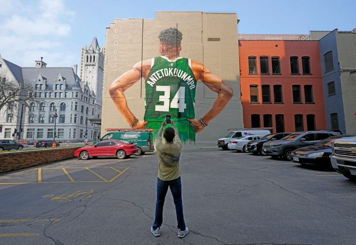 The mural of Milwaukee Buck Giannis Antetokounmpo on the side the 600 EAST building Mike De Sisti / The Milwaukee Journal Sentinel