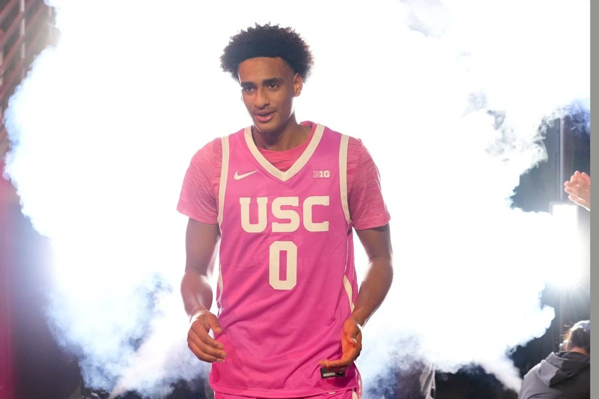 Jan 21, 2026; Los Angeles, California, USA; Southern California Trojans guard Alijah Arenas (0) enters the court before the game against the Northwestern Wildcats at Galen Center. Mandatory Credit: Kirby Lee-Imagn Images