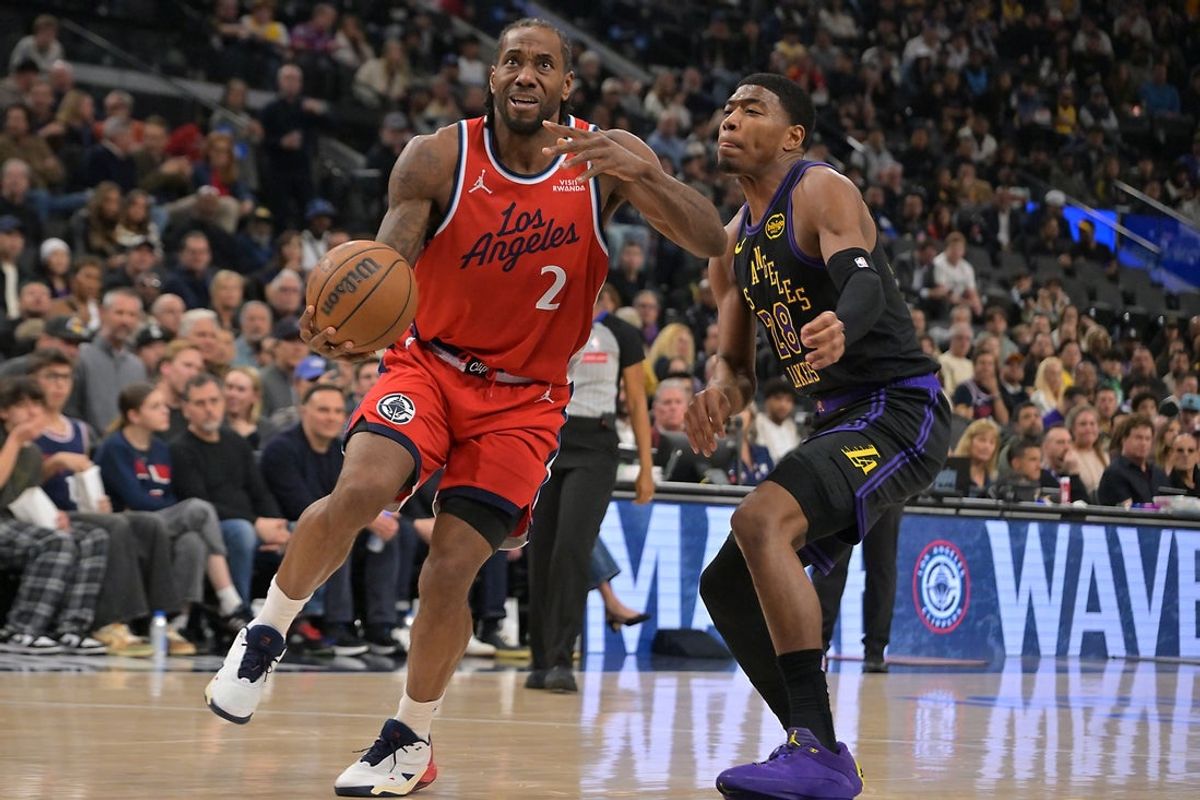 Jan 22, 2026; Inglewood, California, USA;  Los Angeles Clippers forward Kawhi Leonard (2) drives to the basket past Los Angeles Lakers forward Rui Hachimura (28) in the first half at Intuit Dome. Mandatory Credit: Jayne Kamin-Oncea-Imagn Images