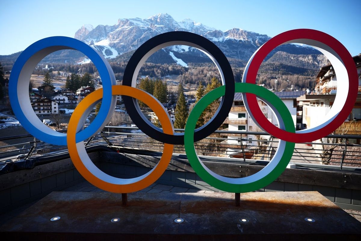 [US, Mexico & Canada customers only] Jan 21, 2026; Cortina d'Ampezzo, ITALY; General view of the Olympic rings in preparation for the Milano Cortina 2026 Olympic Winter Games. Mandatory Credit: Guglielmo Mangiapane/Reuters via Imagn Images