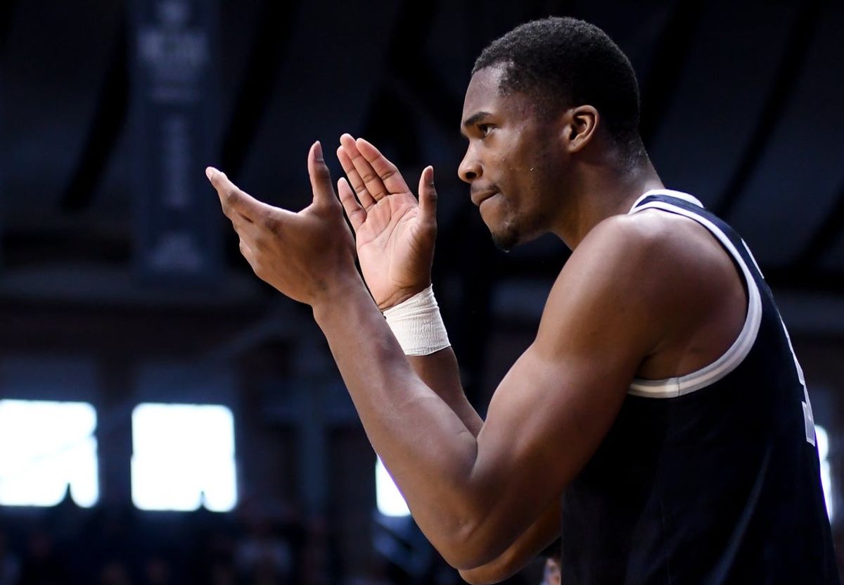 Jan 31, 2026; Indianapolis, Indiana, USA; Georgetown Hoyas center Vince Iwuchukwu (3) celebrates after a play against the Butler Bulldogs during the first half at Hinkle Fieldhouse. Mandatory Credit: Robert Goddin-Imagn Images